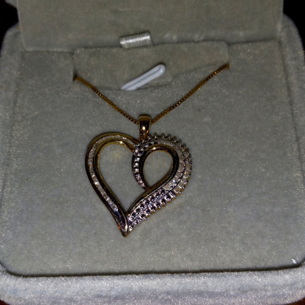 Beautiful Heart Necklace 😍